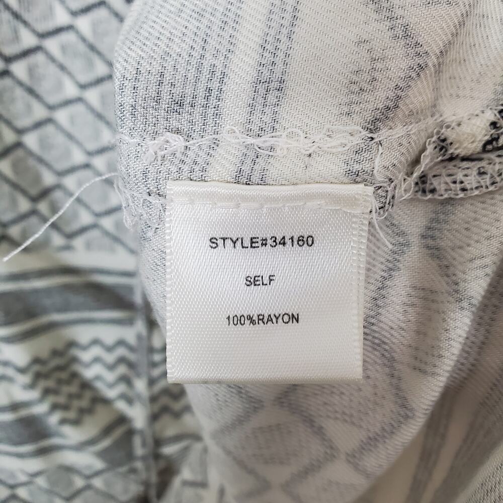 Skies are Blue abstract print rayon blouse size large - Picture 4 of 4